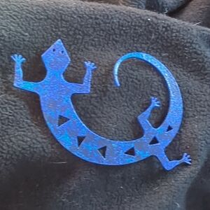 Southwestern Lizard Gecko Salamander Enamel Splatter Cut Out Design Brooch